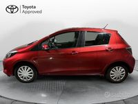 Usata Toyota Yaris Hybrid Lounge 101 CV (74 kW) 2013 Rosso Berlina