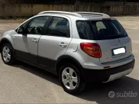 Usata Fiat Sedici 107 CV (78 kW) 2008 Grigio SUV
