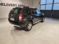 Usata Dacia Duster Lauréate 110 CV (80 kW) 2014 Nero SUV