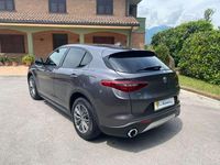 Usata Alfa Romeo Stelvio Business 190 CV (139 kW) 2019 Grigio scuro metallizzato SUV