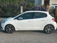 Gebraucht Peugeot 208 75 PS (55 kW) 2017 Kleinwagen
