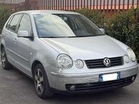 Occasion VW Polo Trendline 75 ch (55 kW) 2004 Argent Citadine