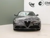 Usata Alfa Romeo Giulia 160 CV (117 kW) 2021 Grigio Berlina