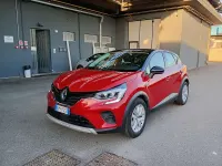 Usata Renault Captur Equilibre 94 CV (69 kW) 2023 Rosso SUV
