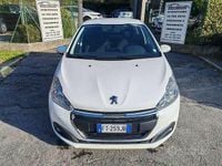 Usata Peugeot 208 Active 101 CV (74 kW) 2018 Bianco Utilitaria