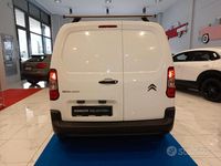 Usata Citroën Berlingo 102 CV (75 kW) 2021 Bianco Monovolume
