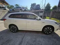 Usata Mitsubishi Outlander P-HEV Instyle 121 CV (88 kW) 2018 Bianco SUV