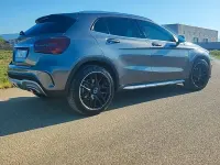Usata Mercedes GLA200 136 CV (100 kW) 2015 Grigio SUV