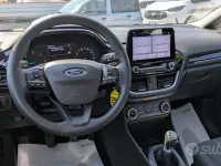 Usata Ford Fiesta 86 CV (63 kW) 2020 Grigio Utilitaria