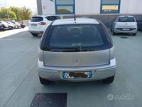 Usata Opel Corsa 69 CV (50 kW) 2005 Utilitaria