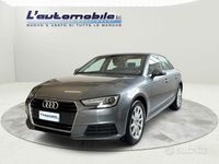Usado Audi A4 Design 122 CV (89 kW) 2018 Gris Berlina