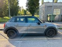 Usado Mini Cooper 136 HP (100 kW) 2017 Cinzento Citadino