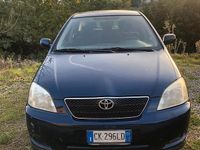 Usata Toyota Corolla 97 CV (71 kW) 2004 Blu Berlina