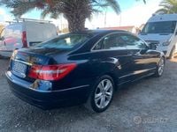 Usata Mercedes 250 2010 Blu Coupé
