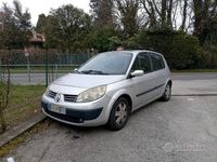 Usata Renault Scénic II 130 CV (95 kW) 2006 Grigio Monovolume