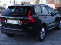 usata Volvo XC60 B4 (d) AWD Geartronic Momentum Pro Mhev