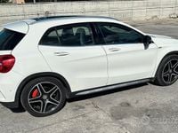 Usata Mercedes GLA200 136 CV (100 kW) 2016 Bianco SUV