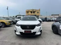 Usata Peugeot 2008 Active 110 CV (80 kW) 2021 Bianco SUV