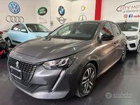 Usata Peugeot 208 Allure 101 CV (74 kW) 2023 Grigio Utilitaria