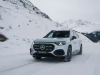 Nuova Mercedes 350 Premium 200 kW (272 CV) 2026 Argento SUV