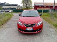 Usata Lancia Ypsilon Gold 69 CV (50 kW) 2022 Rosso Utilitaria