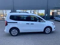 Usata Renault Kangoo 116 CV (85 kW) 2024 Bianco Monovolume