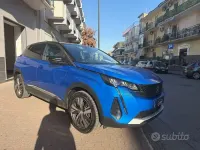 Usata Peugeot 3008 Allure 130 CV (95 kW) 2023 Blu SUV