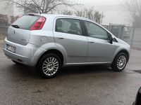 Usata Fiat Grande Punto Dynamic 69 CV (50 kW) 2008 Grigio Utilitaria