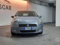 Usata Fiat Grande Punto Active 65 CV (47 kW) 2006 Grigio Utilitaria