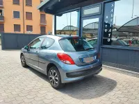 Usata Peugeot 207 73 CV (53 kW) 2010 Grigio Berlina