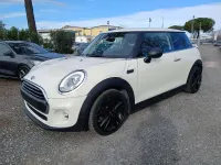 Usata Mini ONE 75 CV (55 kW) 2017 Bianco Utilitaria