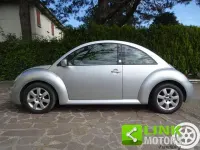 Usata VW New Beetle 101 CV (74 kW) 2006 Argento Utilitaria