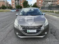 Usata Peugeot 208 Allure 120 CV (88 kW) 2013 Marrone Utilitaria
