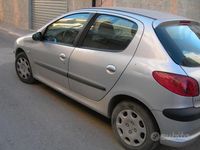 Usata Peugeot 206 60 CV (44 kW) 2005 Grigio Berlina