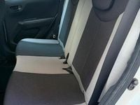 Usata Toyota Aygo 72 CV (52 kW) 2018 Bianco Utilitaria