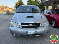 Usata Kia Carnival Family 145 CV (106 kW) 2005 Grigio Monovolume