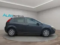Usata Fiat Punto Lounge 77 CV (56 kW) 2016 Grigio Utilitaria