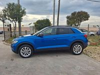 Usata VW T-Roc 2024 Blu SUV