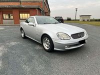 Usata Mercedes SLK200 163 CV (119 kW) 2001 Argento Cabrio