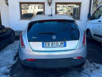 Usata Lancia Delta 120 CV (88 kW) 2010 Grigio Utilitaria
