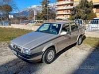 Usata Alfa Romeo 75 120 CV (88 kW) 1990 Grigio Berlina
