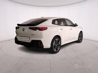 Gebraucht BMW iX2 M Sport 150 kW (204 PS) 2025 Weiß SUV