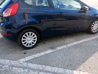 Usata Ford Fiesta 75 CV (55 kW) 2014 Blu Utilitaria