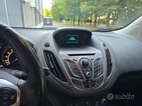 Usata Ford Tourneo Courier 75 CV (55 kW) 2015 Grigio Monovolume