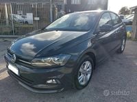 Begagnad VW Polo Highline 95 HK (69 kW) 2020 Grå Halvkombi