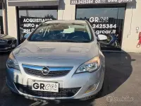 Usata Opel Astra Cosmo 110 CV (80 kW) 2011 Grigio Station wagon