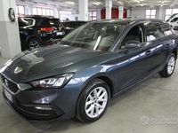 Käytetty Seat Leon Style 116 HP (85 kW) 2023 Harmaa Sedan