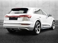 Usata Audi e-tron Business 225 kW (307 CV) 2022 Argento SUV
