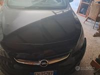 Usata Opel Astra 110 CV (80 kW) 2014 Nero Station wagon