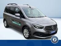 Usata Mercedes T180 115 CV (84 kW) 2025 Grigio Monovolume